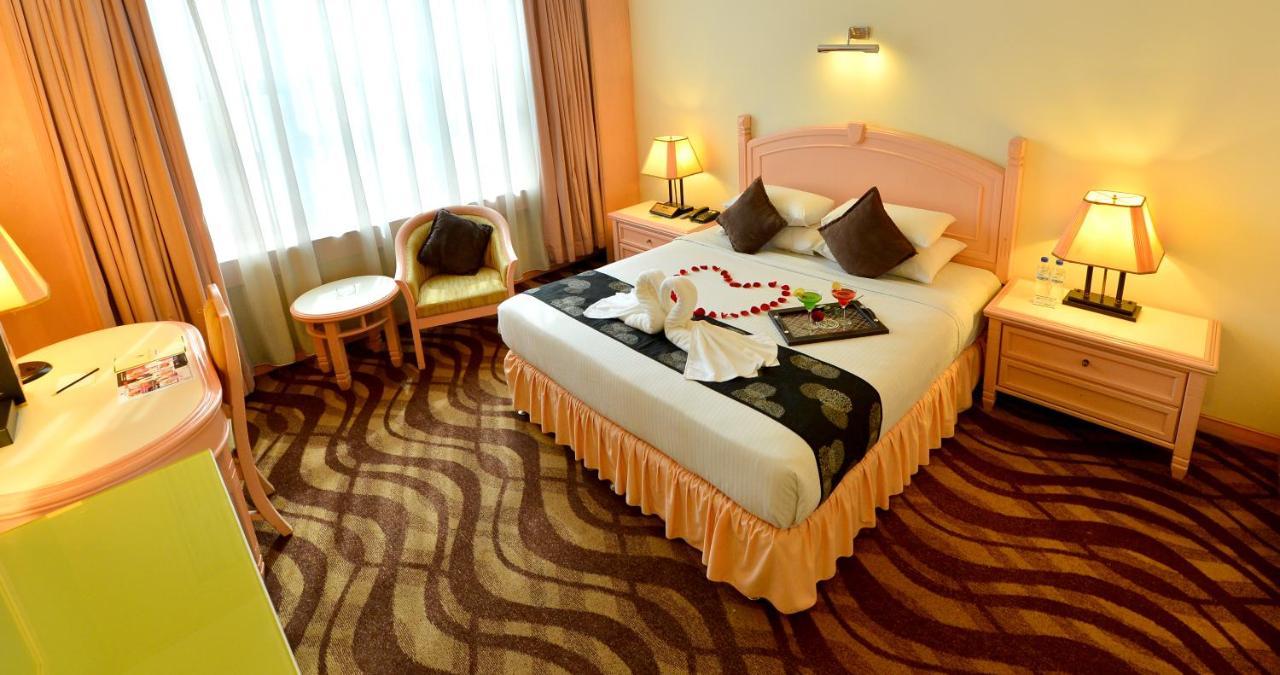 Emerald Puteri Hotel Sungai Petani Exterior photo